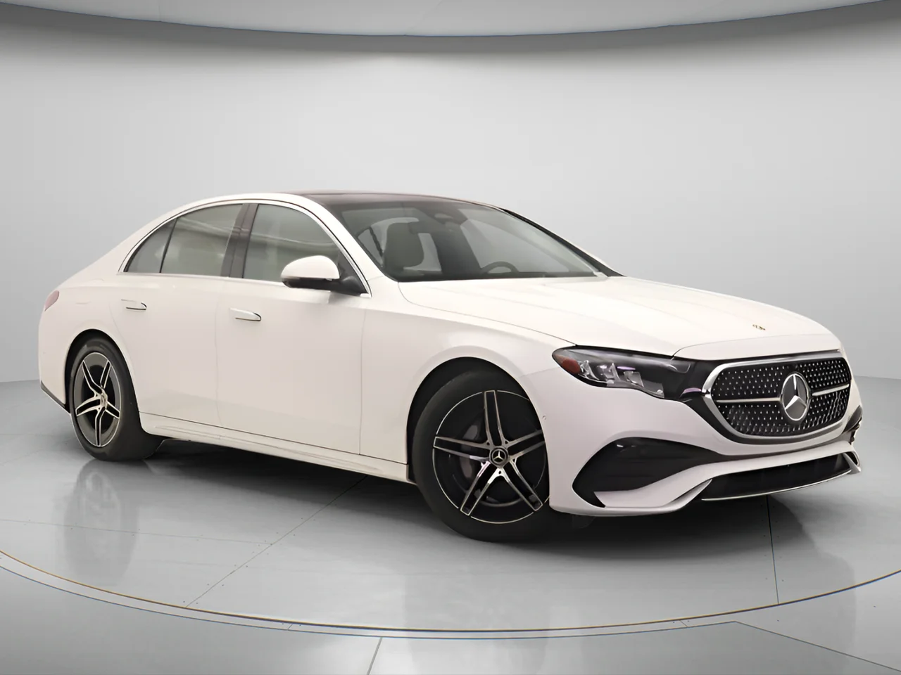 2024 Mercedes-Benz E-Class E350 - Photo 31