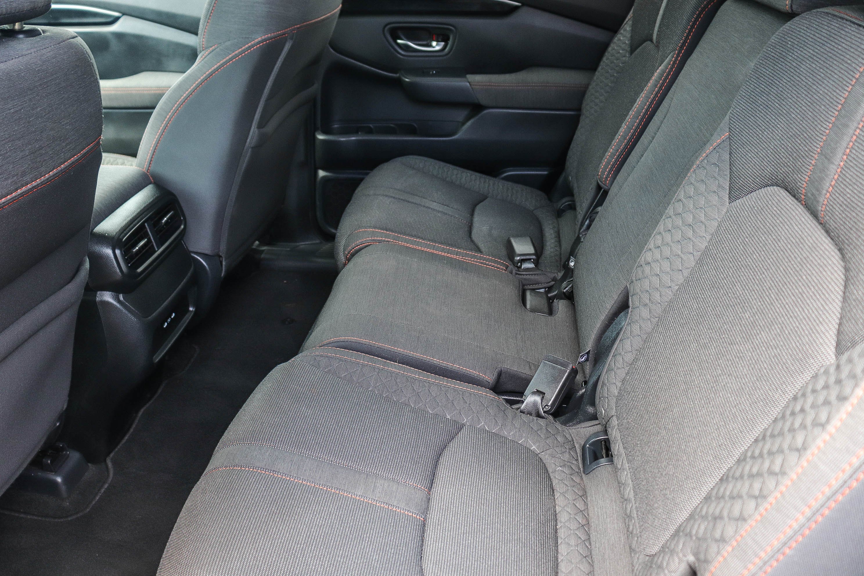 2025 Honda Pilot Sport - Photo 21