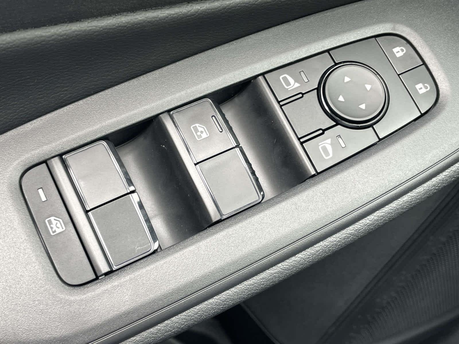 New 2027 Atlantic Gray Metallic Nissan SV image 27