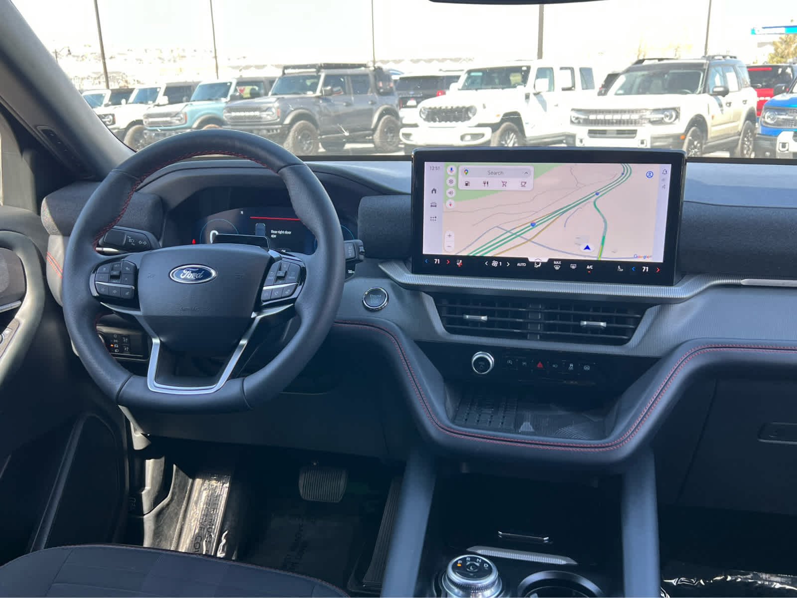 2025 Ford Explorer ST-LINE - Photo 25