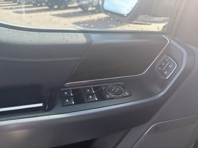 Used 2024 Silver Ford LARIAT image 15