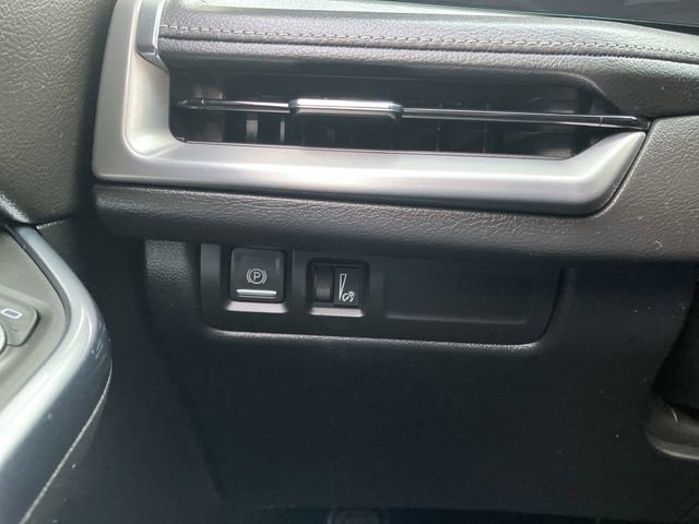 2024 Cadillac XT4 Premium Luxury - Photo 18