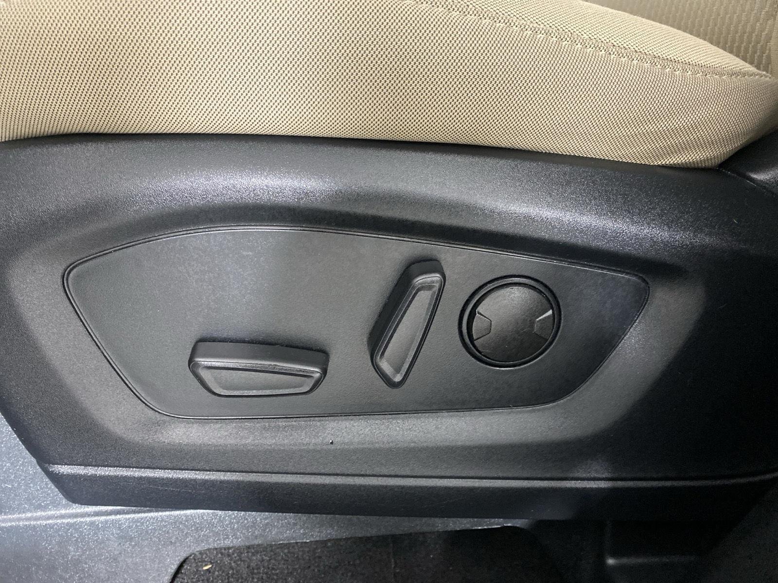 Used 2023 Agate Black Ford XLT image 14