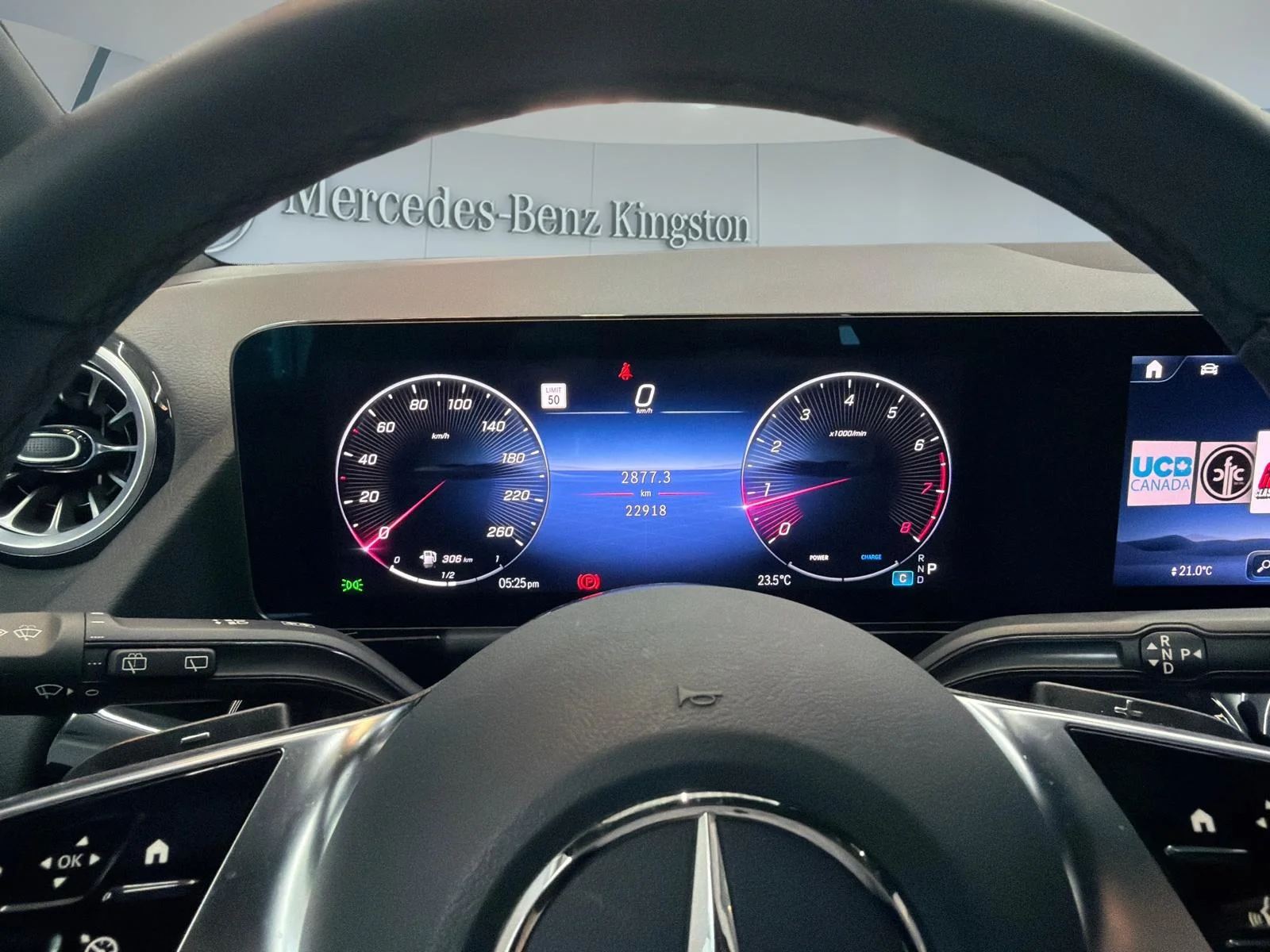 Used 2025  Mercedes-Benz GLA 250 4MATIC SUV image 16