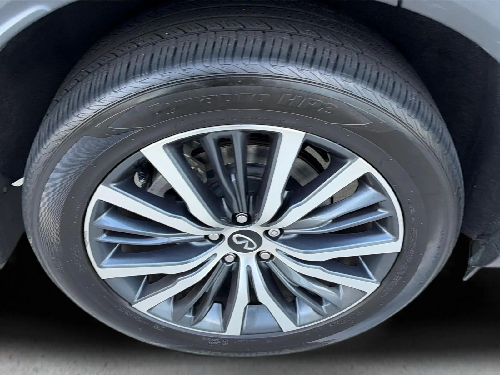 Used 2025 Graphite Shadow INFINITI SENSORY image 12