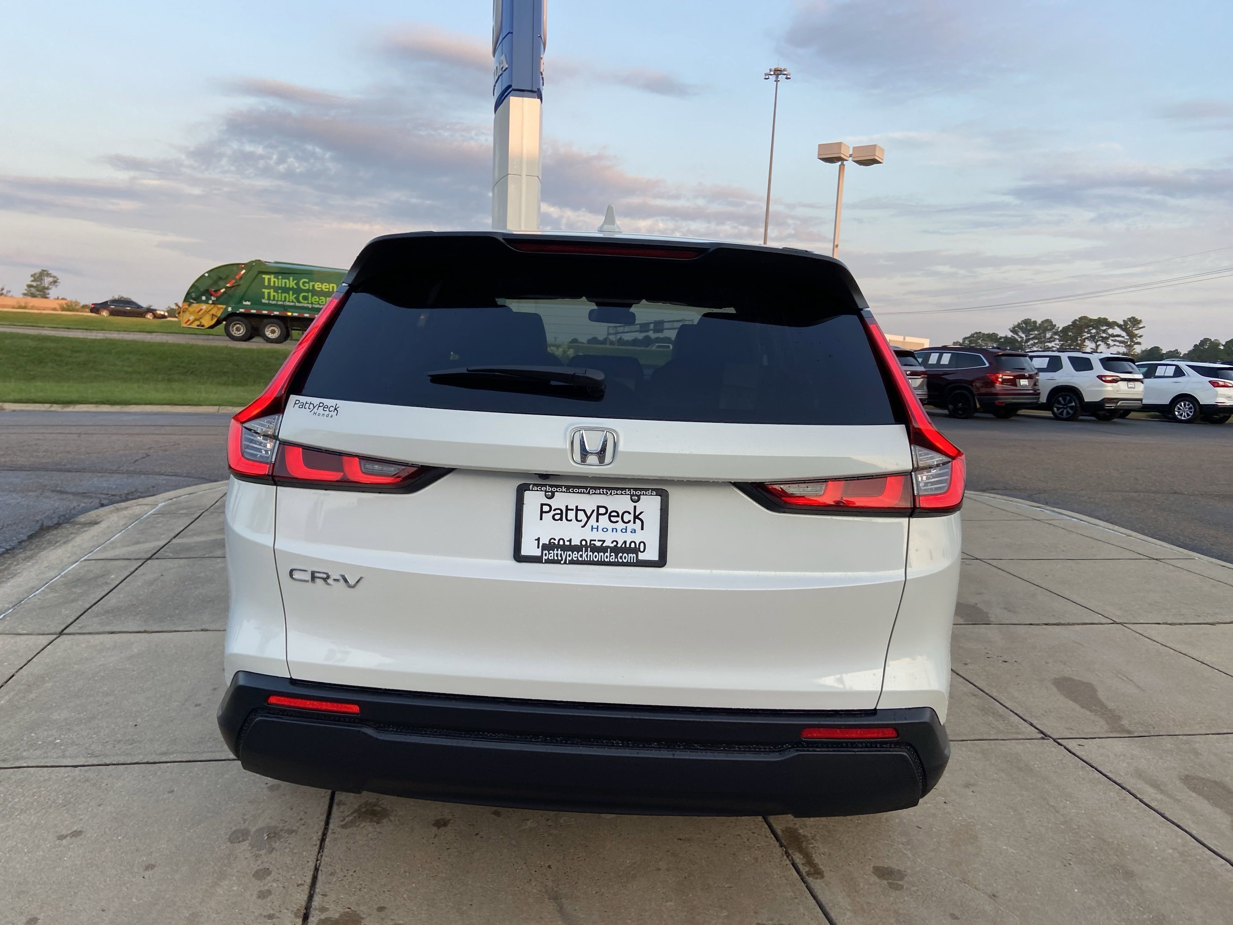 New 2026 Platinum White Pearl Honda EX image 9