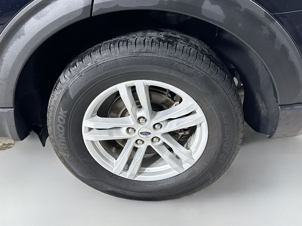 Used 2024 Agate Black Metallic Ford XLT image 31