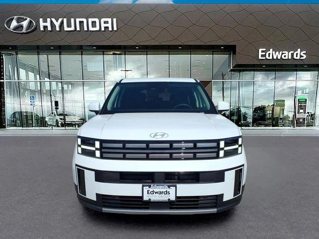 New 2026 White Hyundai SE image 3