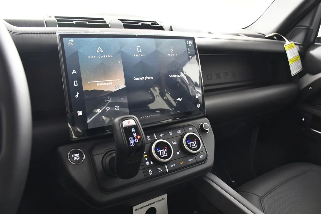 New 2026 Borasco Grey Land Rover X-Dynamic SE image 31