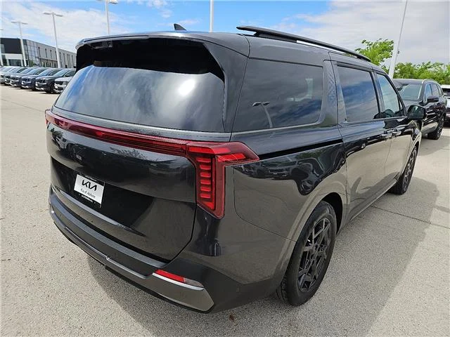 Used 2025 Aurora Black Pearl KIA SX Prestige Passenger image 4