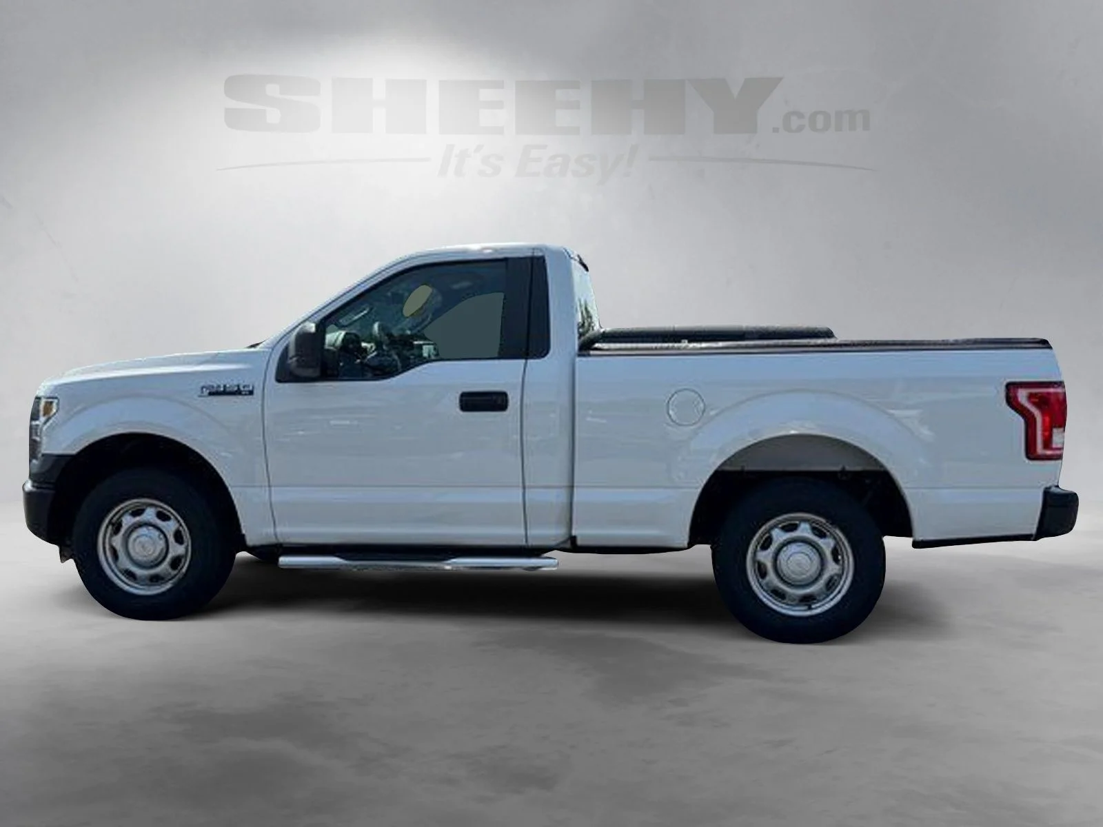 Used 2016 White Ford XL image 14