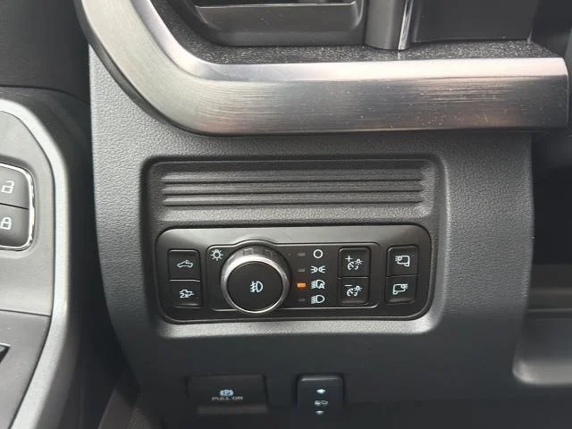 New 2026 Glacier Gray Metallic Tri-Coat Ford F-250® Lariat® image 8