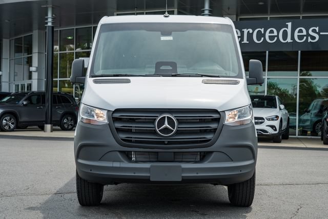 New 2026 Arctic White Mercedes-Benz Cargo 144 WB image 42