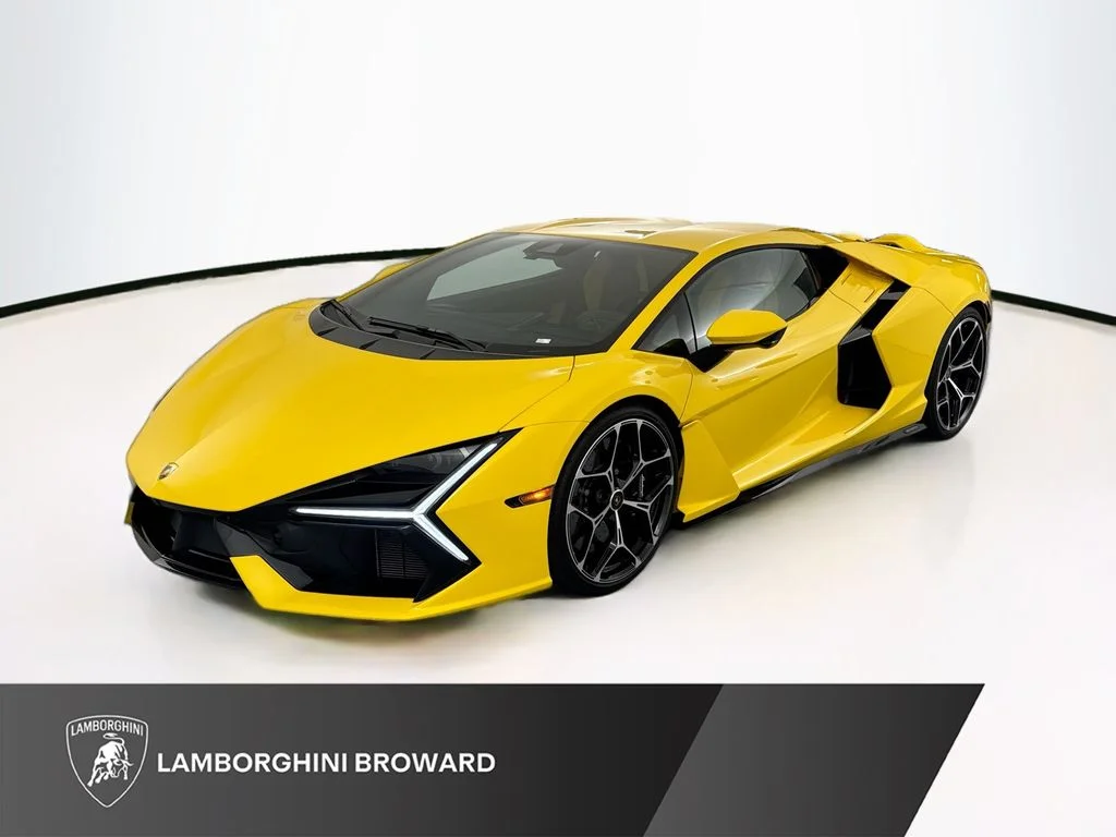 2024 Lamborghini Revuelto