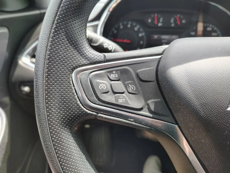 Used 2019 CAJUN RED TINTCOAT Chevrolet LT image 10