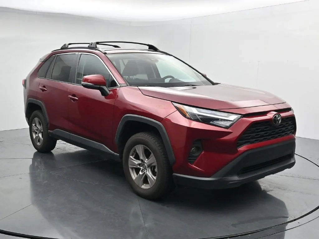 Used 2022 Red Toyota XLE image 1