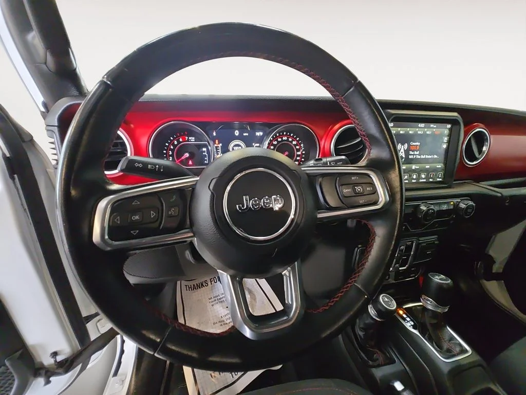 Used 2019 White Jeep Unlimited Rubicon image 13