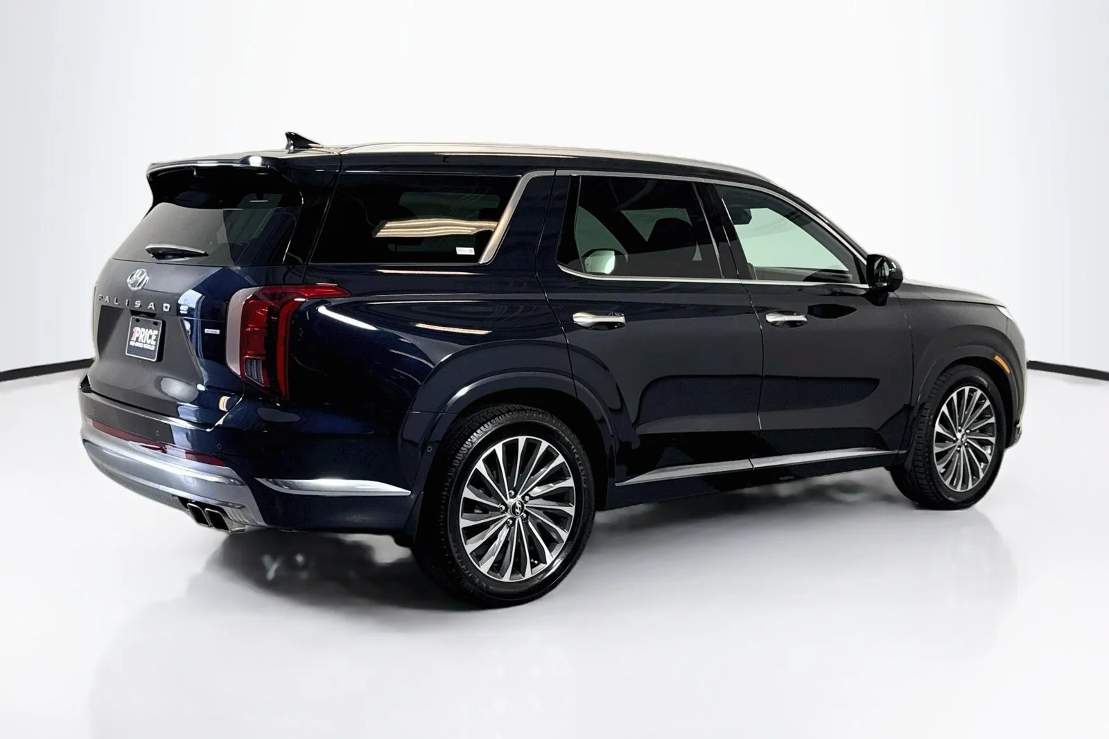 Used 2024 Moonlight Cloud Hyundai Calligraphy image 5