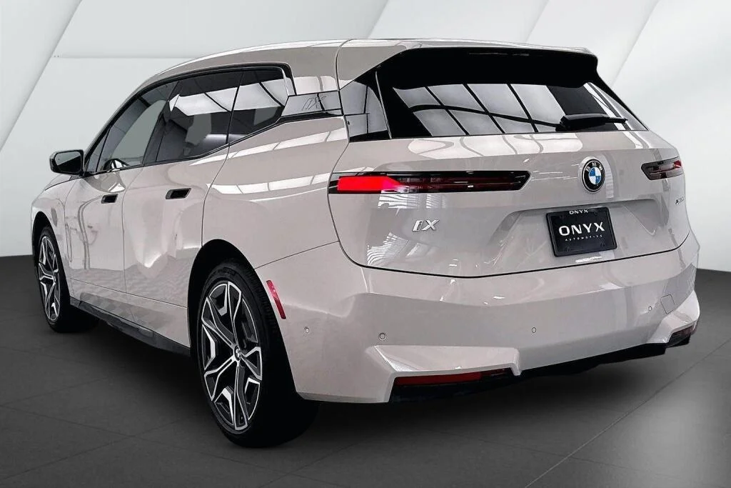 New 2026 Dune Grey Metallic BMW xDrive45 image 7
