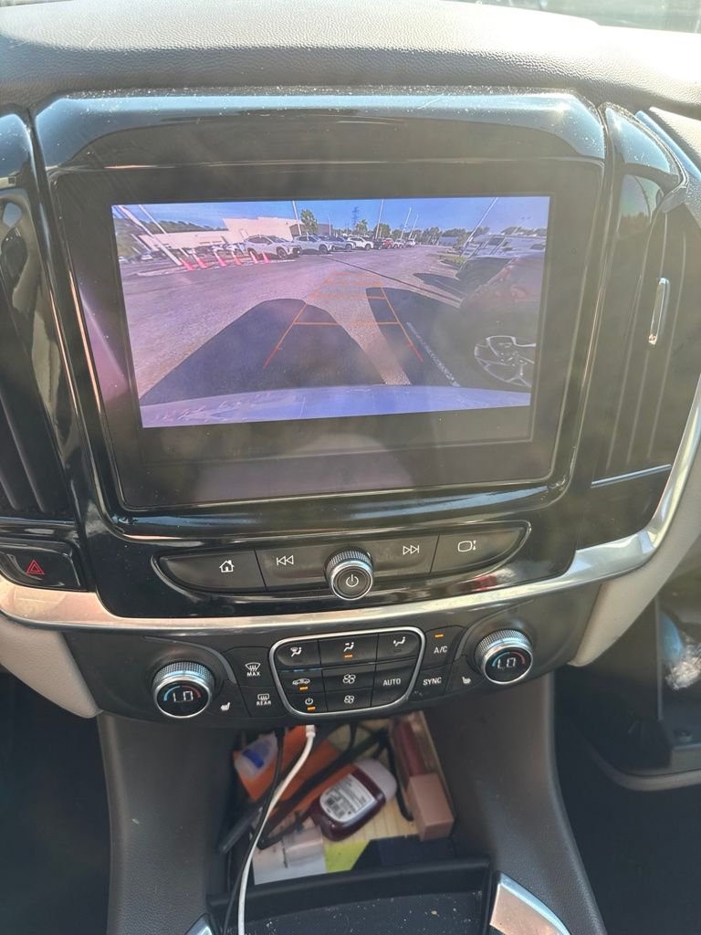 Used 2020 Silver Chevrolet LT image 5