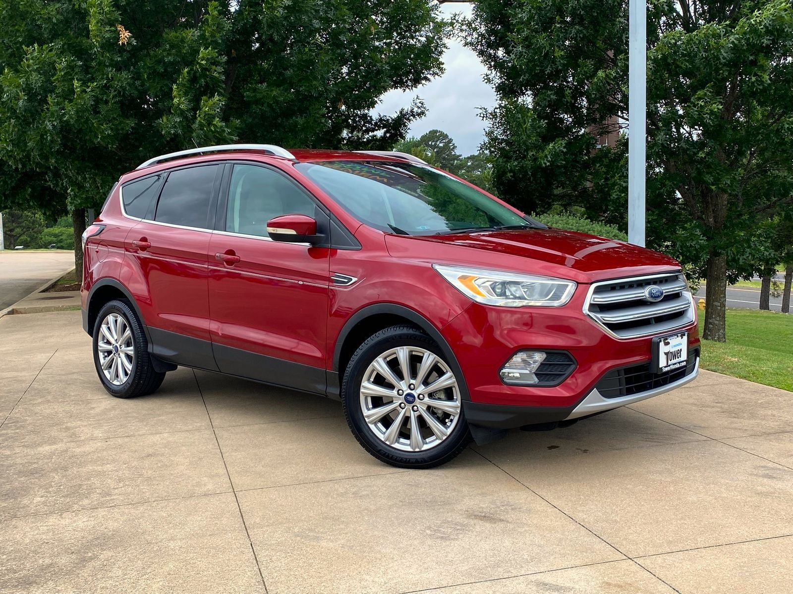 2017 Ford Escape Titanium's photo