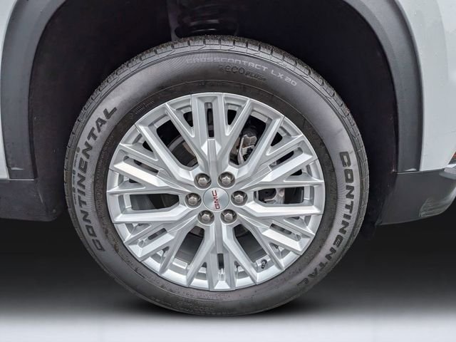 Used 2024 White GMC Elevation image 10