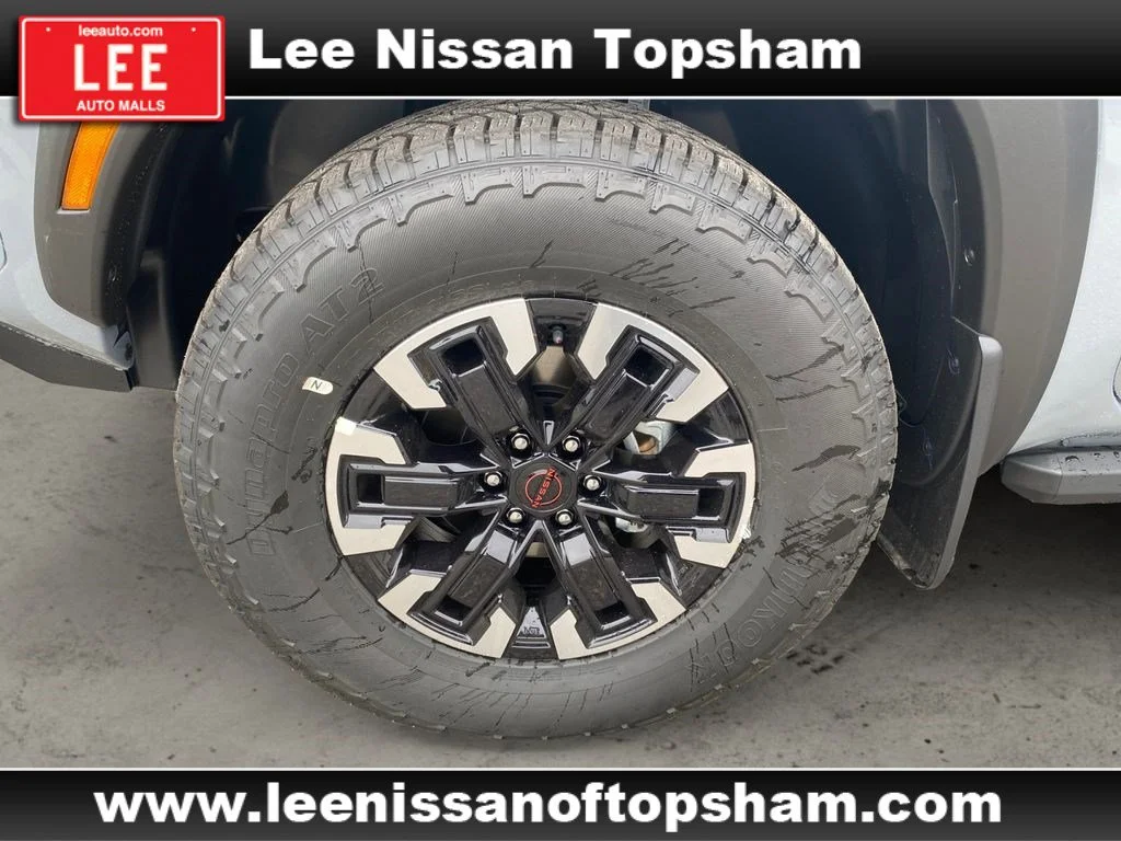 Certified Used 2023 Boulder Gray Pearl Nissan PRO-4X image 15
