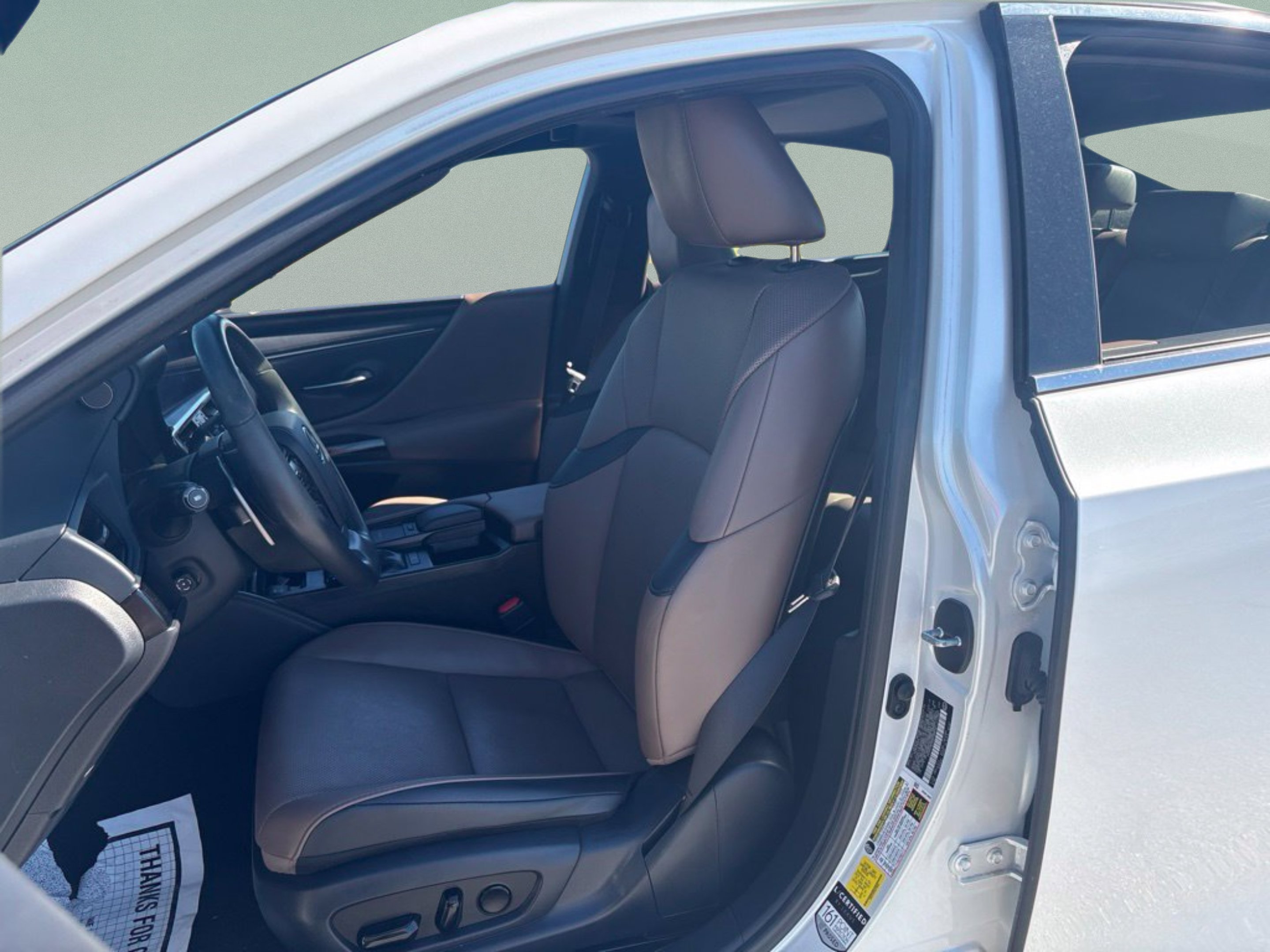 Used 2022 White Pearl Lexus ES 350 image 16