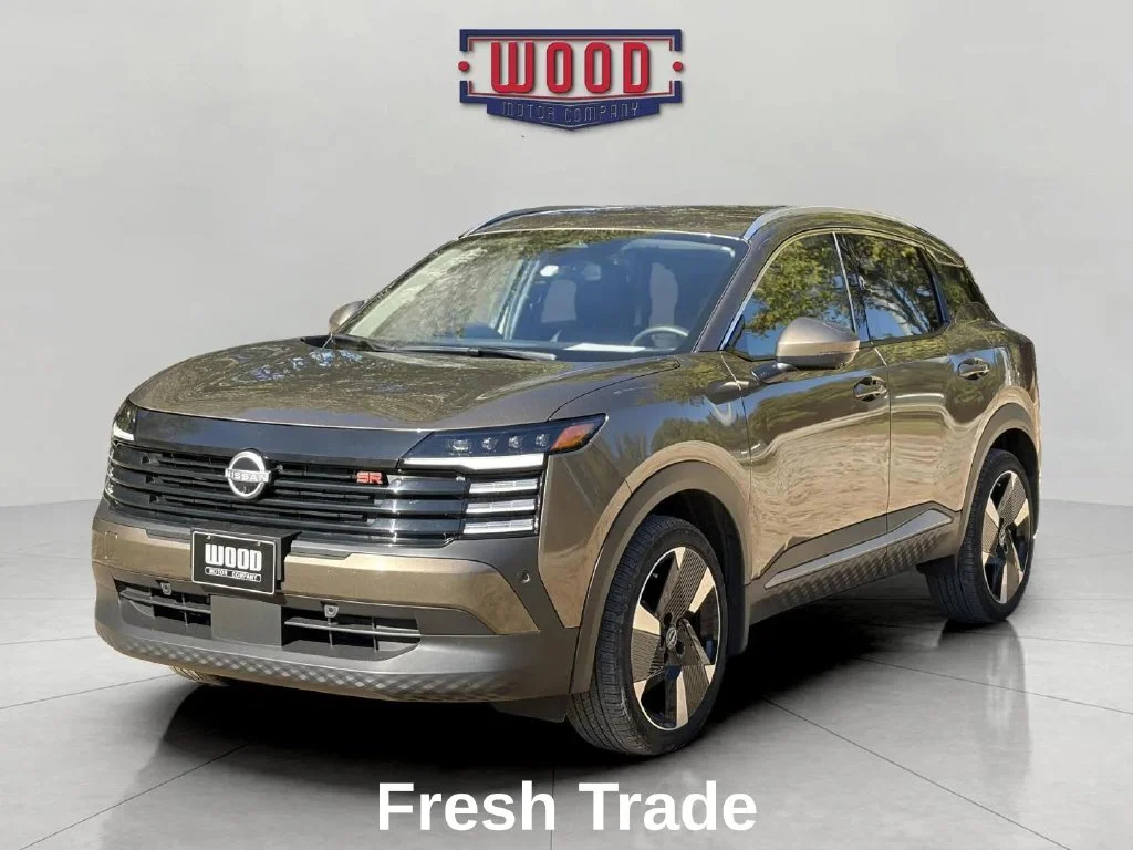 Used 2025 Canyon Bronze Metallic Nissan SR image 3