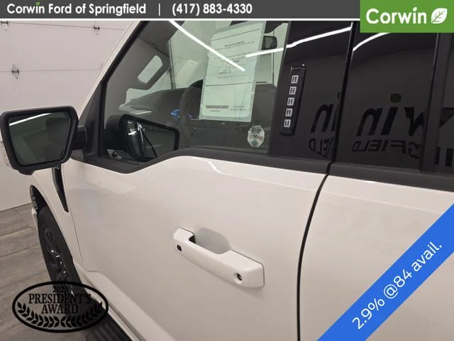 New 2026 Star White Metallic Tri-Coat Ford Platinum® image 24
