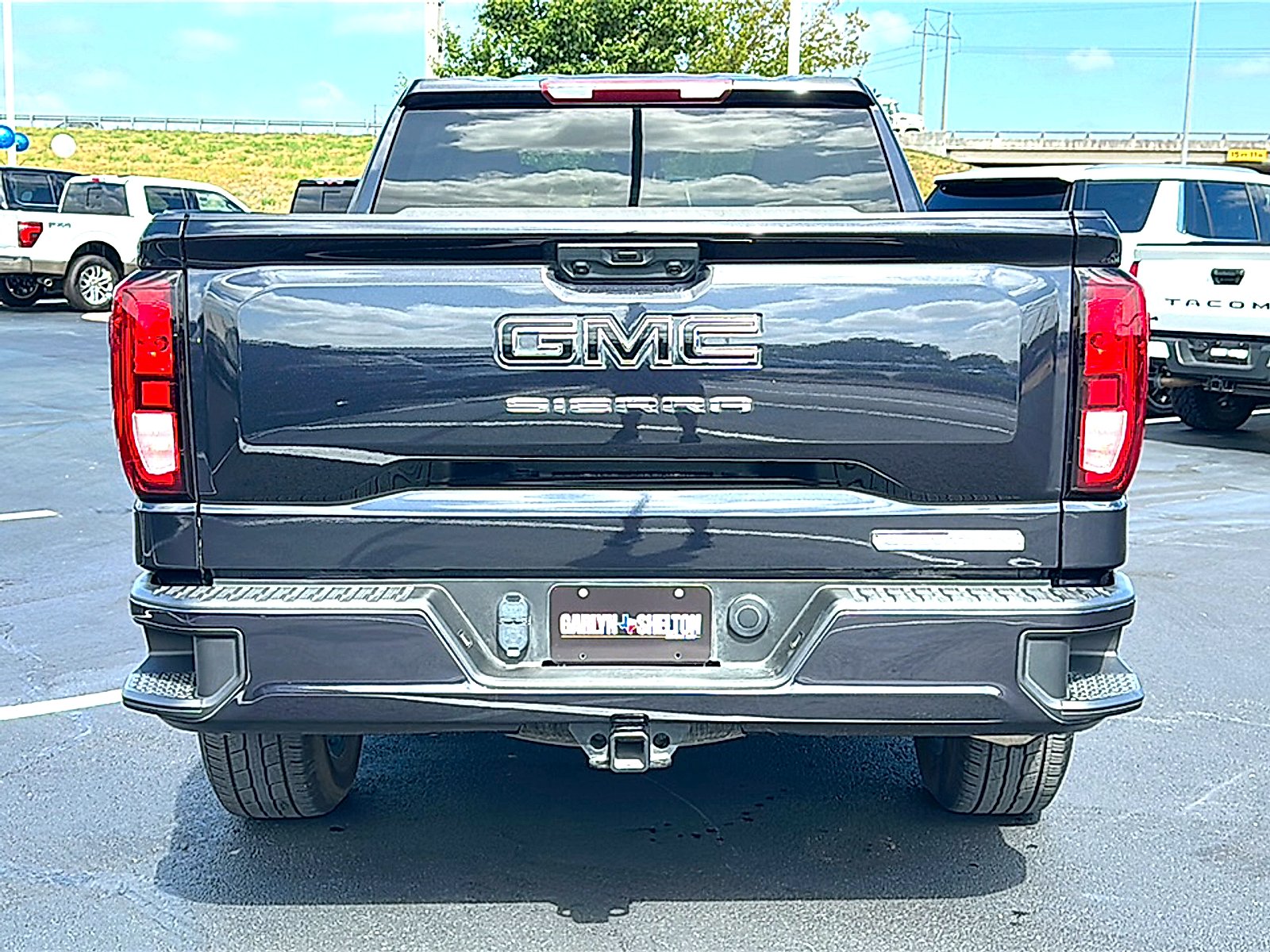 Used 2025 Titanium Rush Metallic GMC Elevation image 7