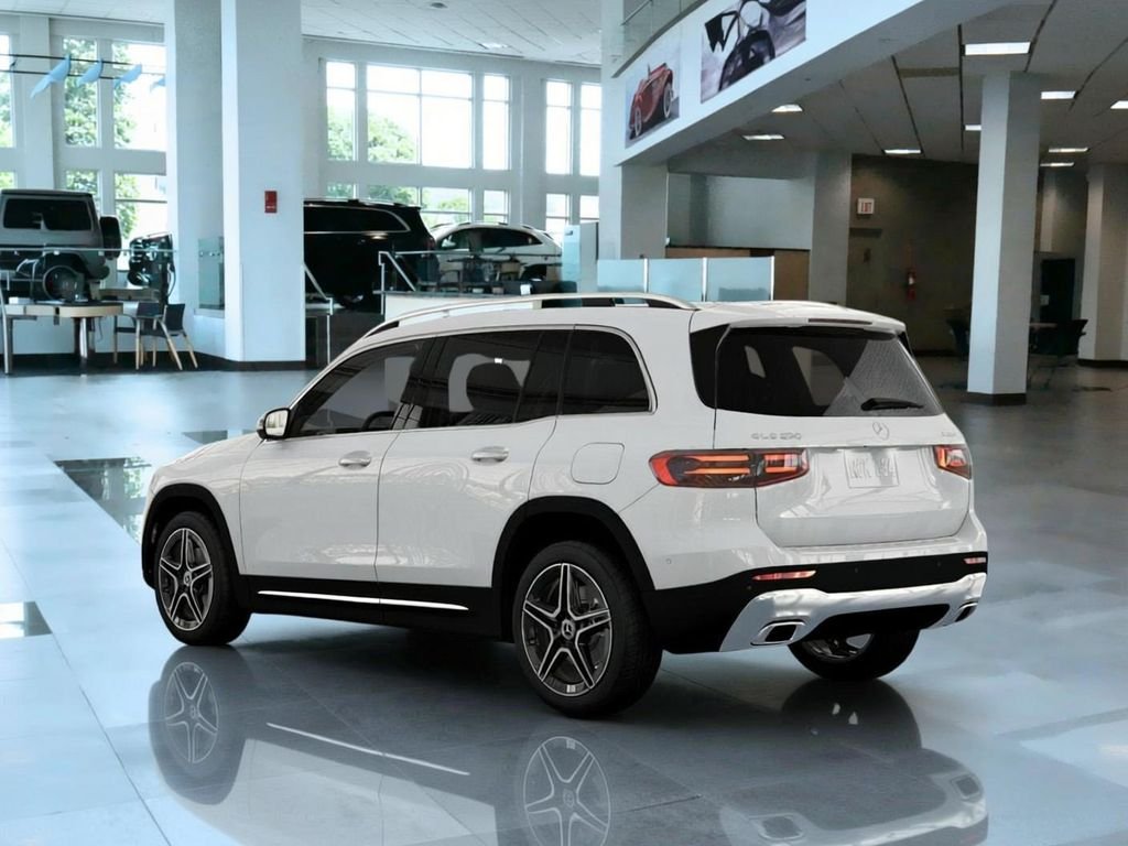 New 2026 Polar White Mercedes-Benz GLB 250 image 28