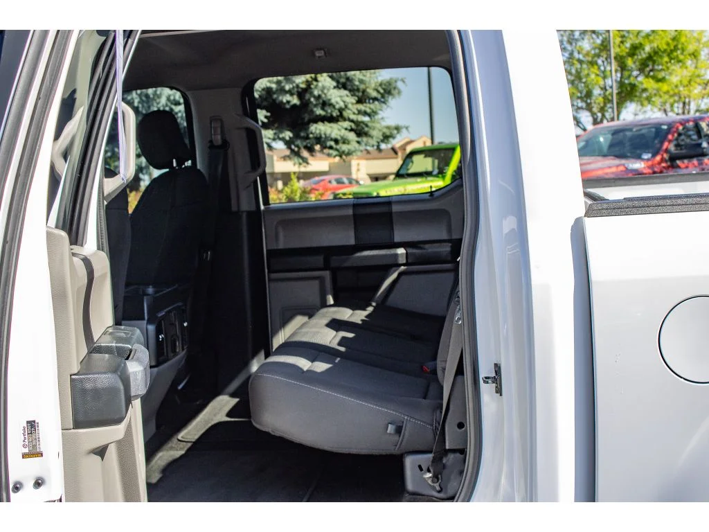 Used 2019 OXFORD WHITE Ford XL image 16