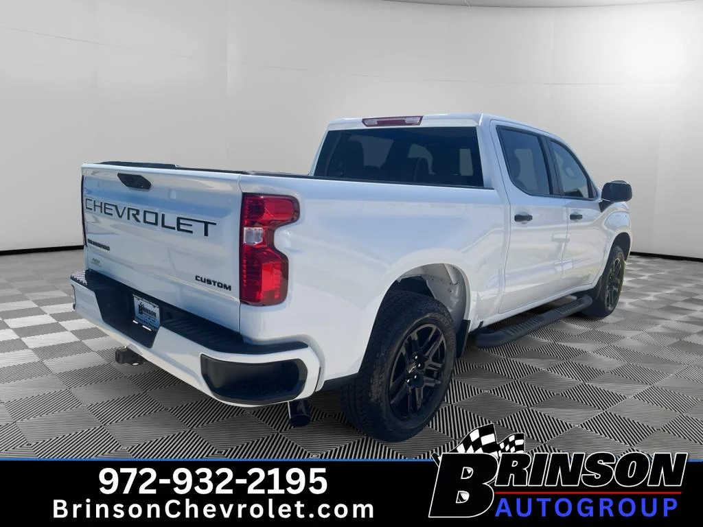 New 2026 Summit White Chevrolet Custom image 7