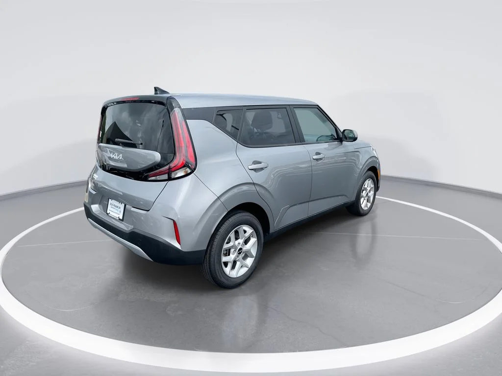 Used 2025 Gray Kia LX image 8