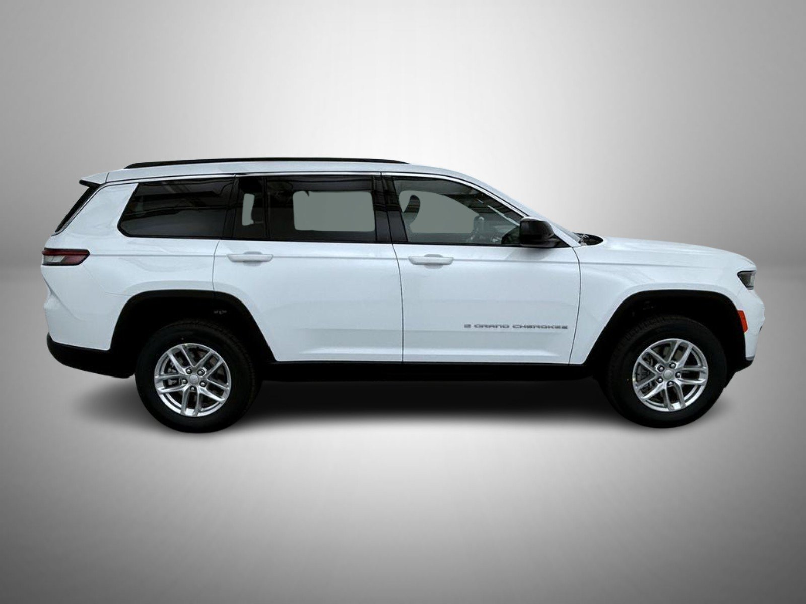 New 2026 Bright White Clear-Coat Exterior Paint Jeep Laredo image 4