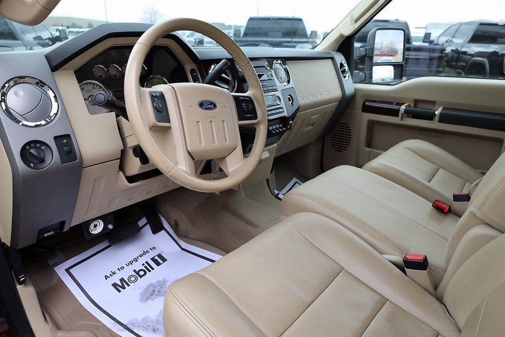 Used 2010 Maroon Ford Lariat image 12