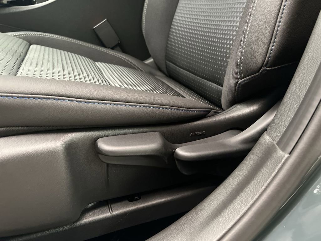 2026 Chevrolet Trax LT - Photo 12