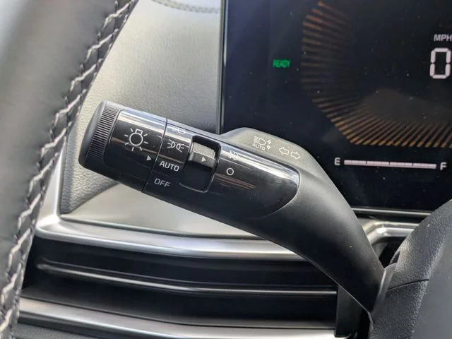 New 2026 Snow White Pearl Kia EX image 29