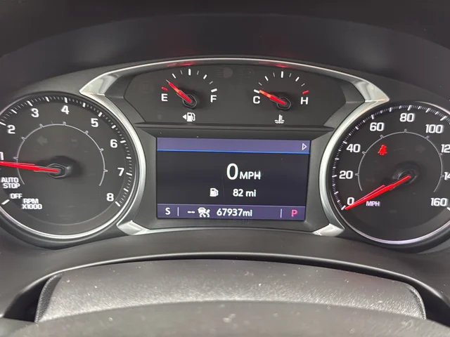 Used 2022 Blue GMC SLT image 14