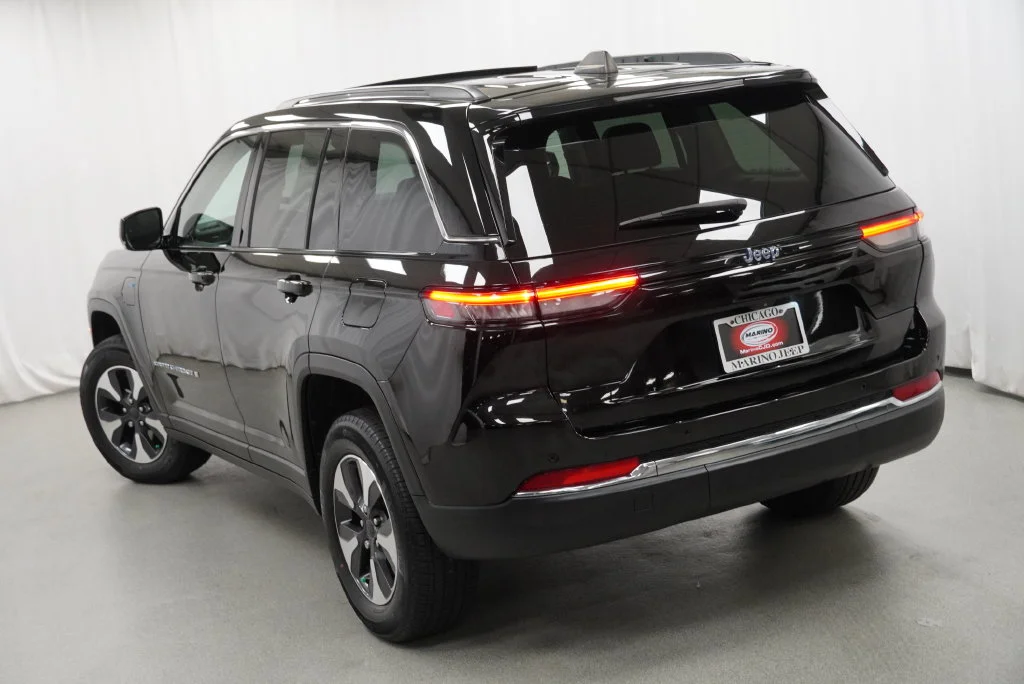 Used 2023 Black Jeep 4xe image 22