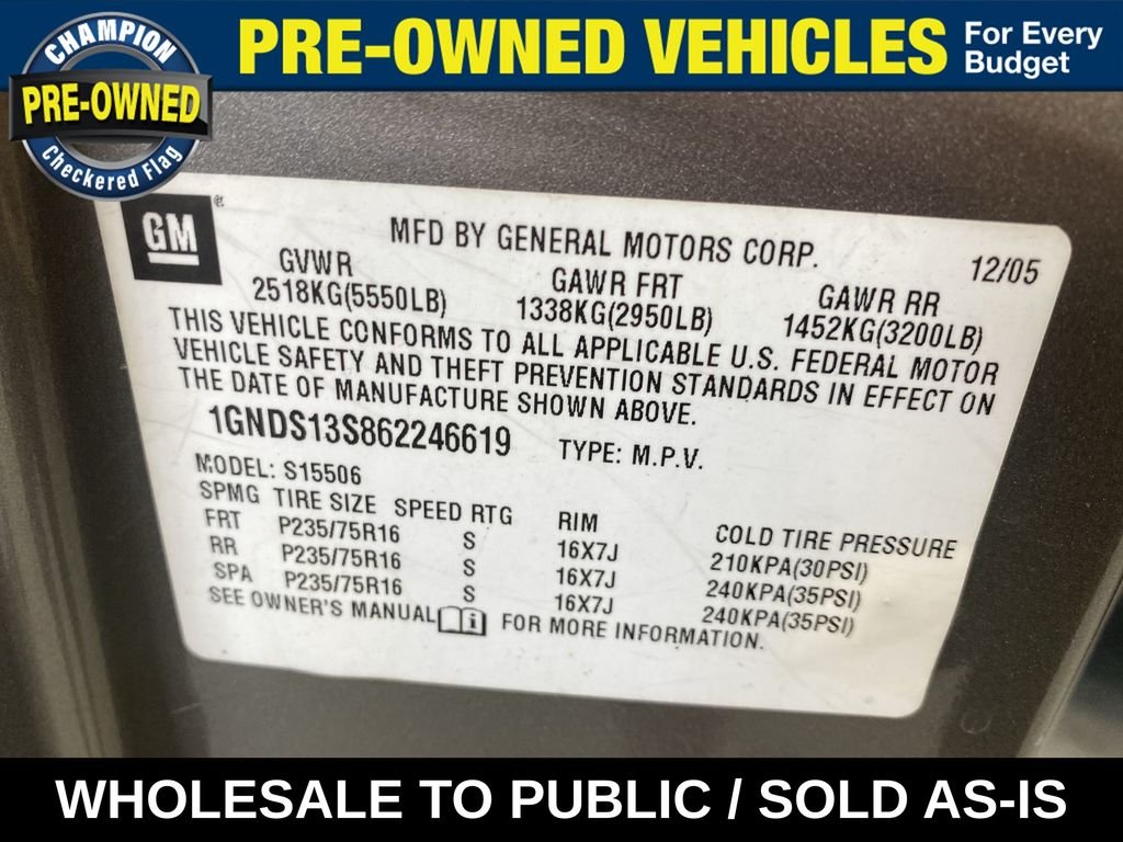 Used 2006 Graystone Metallic Chevrolet LS image 35