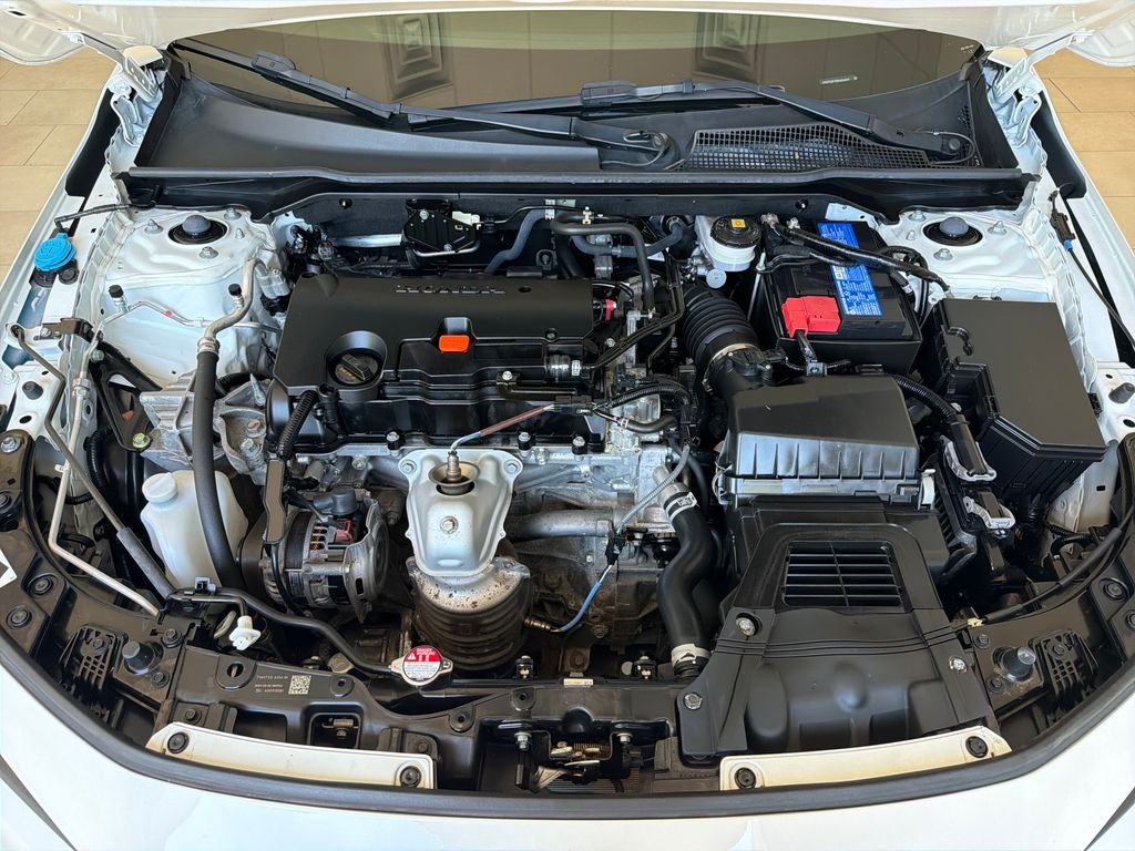Used 2024  Honda LX image 28