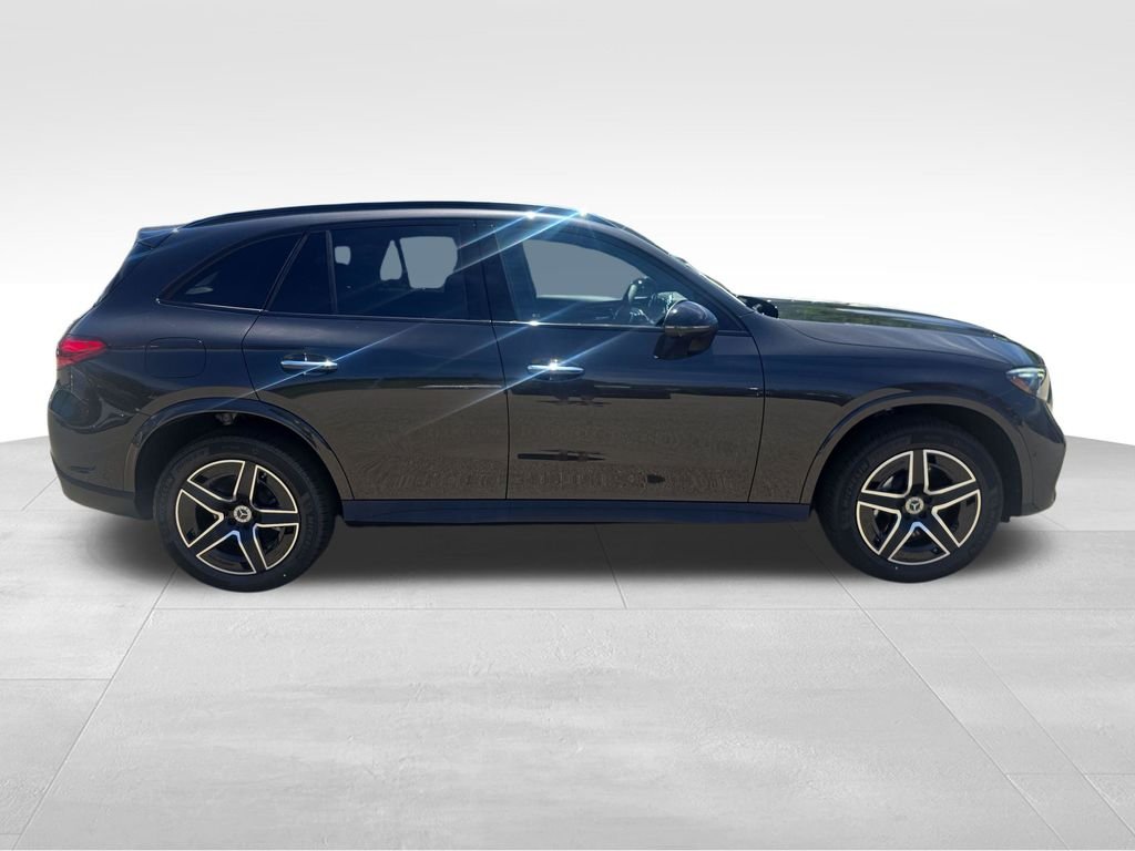 New 2026 Graphite Grey Metallic Mercedes-Benz GLC 300 image 6