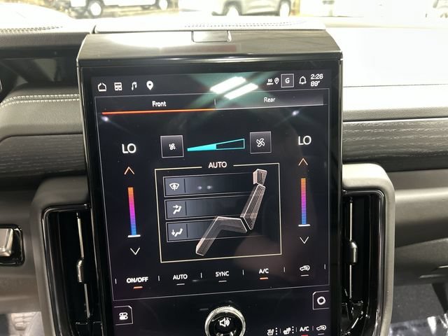 New 2026 Sterling Metallic GMC AT4 Ultimate image 18