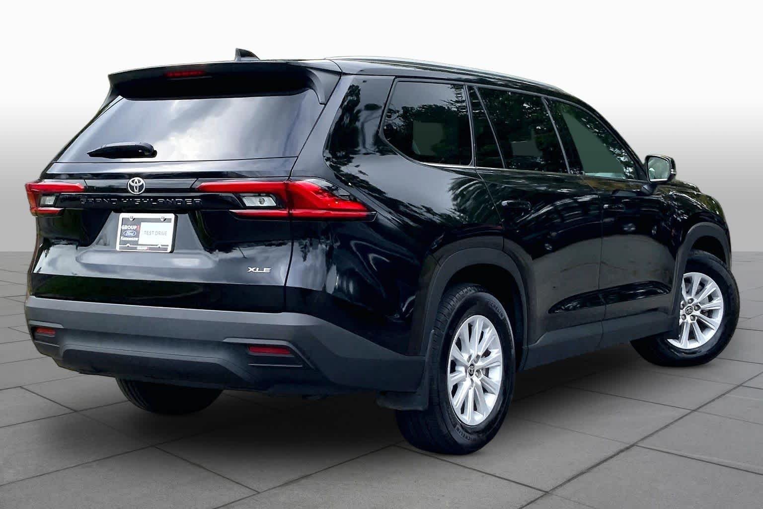 Used 2024 Midnight Black Metallic Toyota XLE image 13