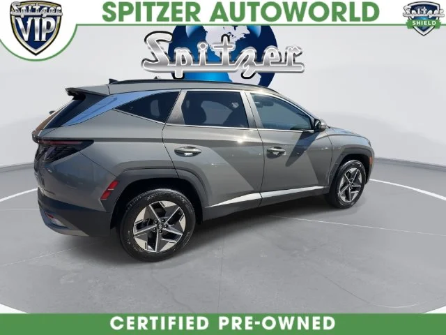 Used 2025 Gray Hyundai SEL Convenience image 15