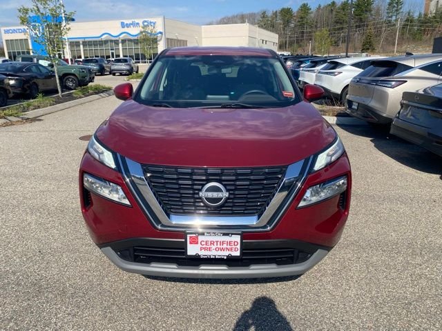 Used 2023 Red Nissan SV image 36