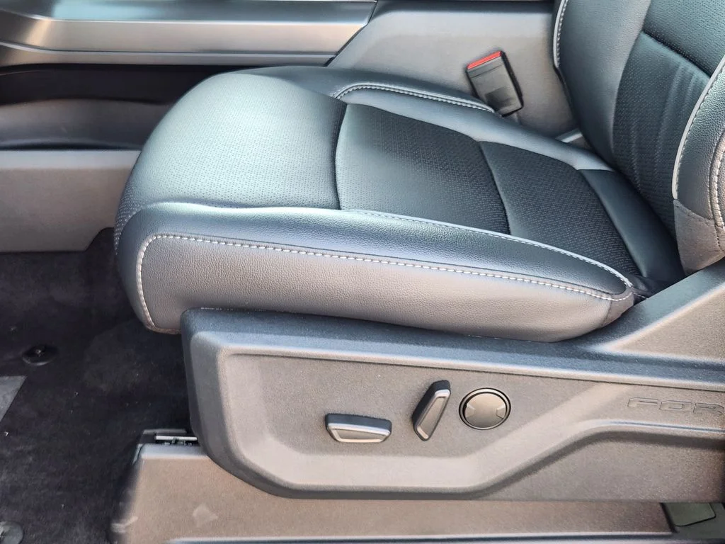 New 2026 Iconic Silver Metallic Ford Lariat® image 25