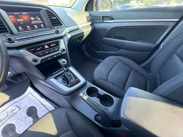 Used 2018 Phantom Black Hyundai SEL image 17